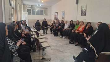 برگزاری جلسه بازنگری و توانمندسازی داوطلبان سلامت مرکز بهداشت جنوب تهران در مرکز خدمات جامع سلامت فرمانفرماییان